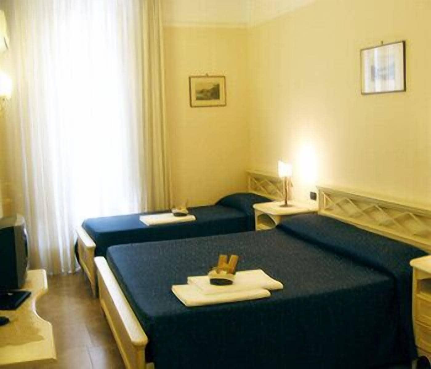 B&B La Dimora Di Nettuno Nápoly Kültér fotó